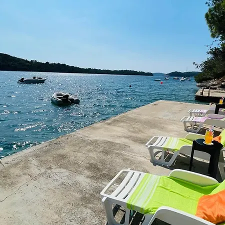 Lovely On The Private - Island Korcula Lejlighed *
