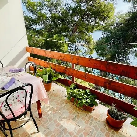 Lovely On The Private - Island Korcula Prizba